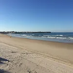 Sun & Wave شقة بينيش